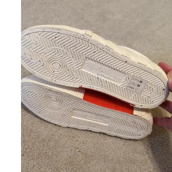 Women's Off-White White Vulcanized Low-Top Sneakers - Picture 7 of 7